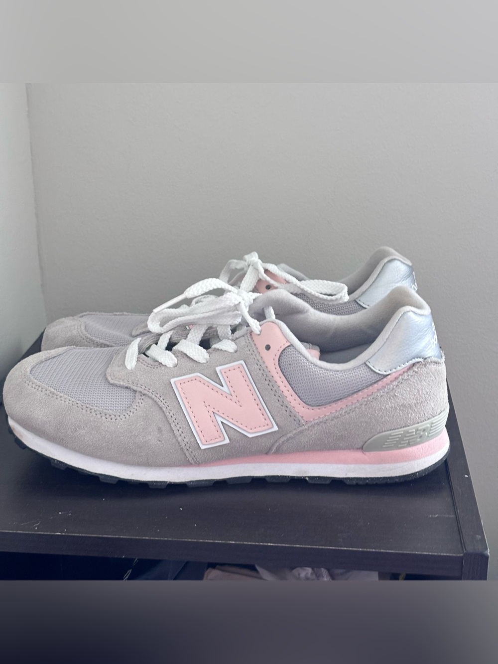 New Balance 574 Women’s Shoes Size 6.5 Rain Cloud and Pink Haze